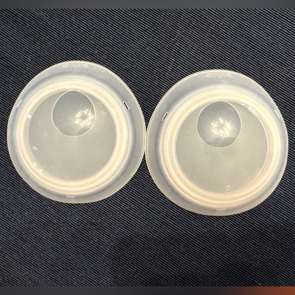 Elvie catch milk collection cups